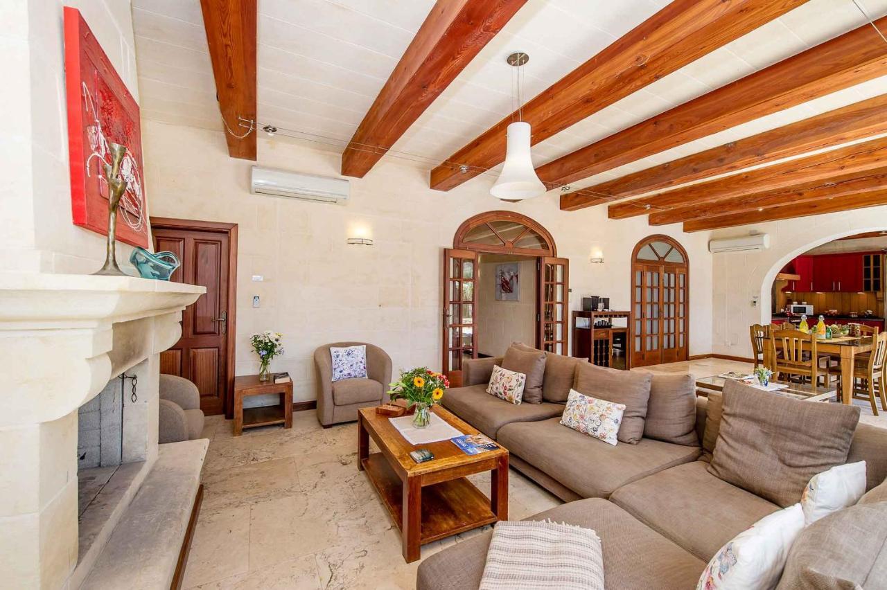 The Almonds Luxury Villa Сан Лоренц Экстерьер фото