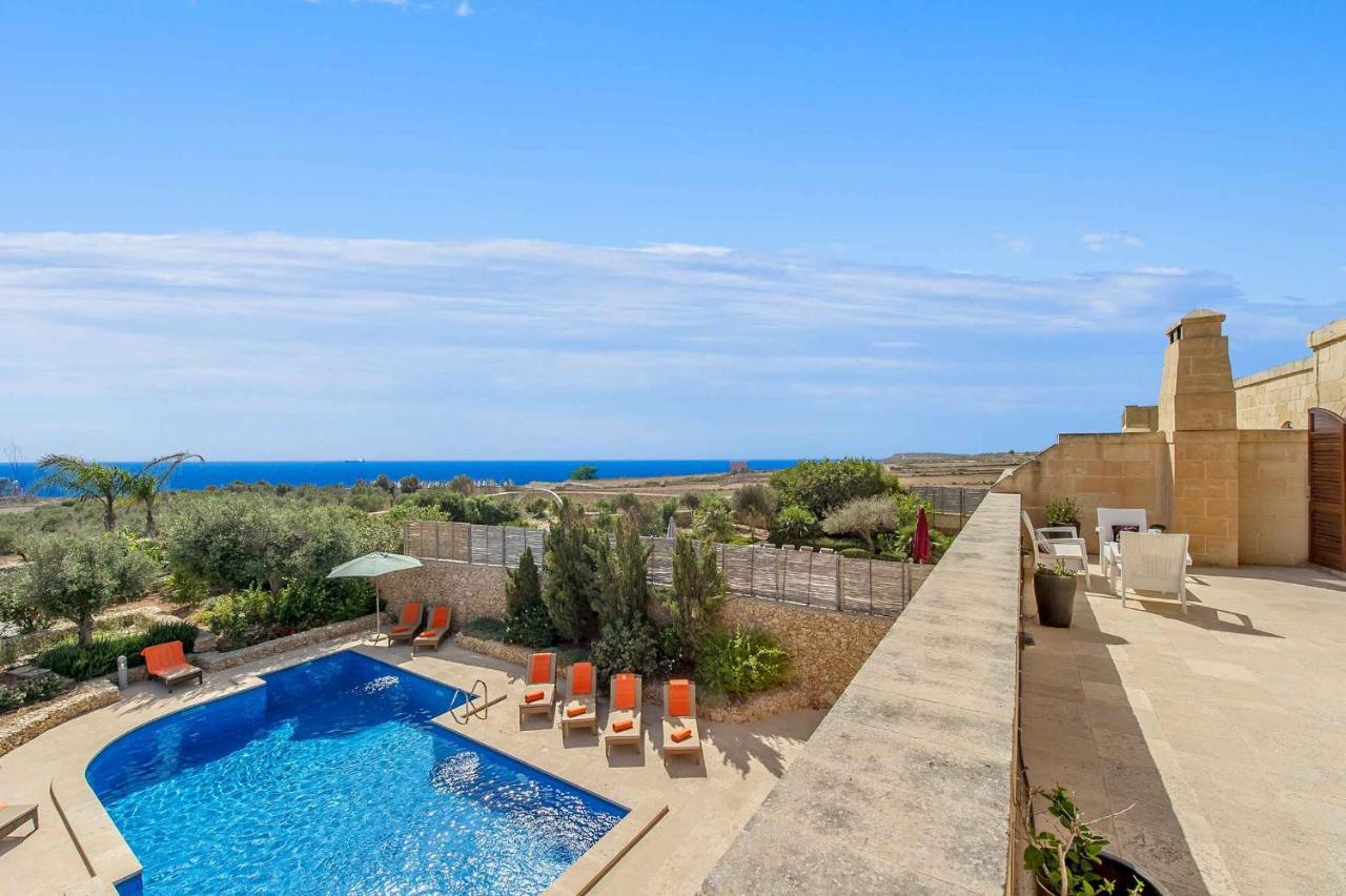The Almonds Luxury Villa Сан Лоренц Экстерьер фото