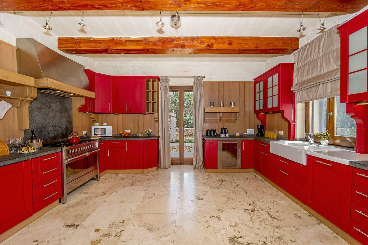 The Almonds Luxury Villa Сан Лоренц Экстерьер фото